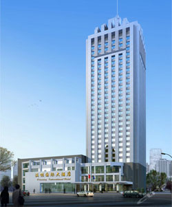 The pool to Kokusai Hotel